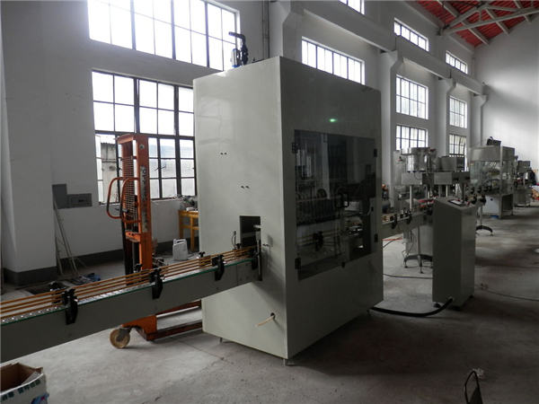 Автоматско филер за белило во Кина