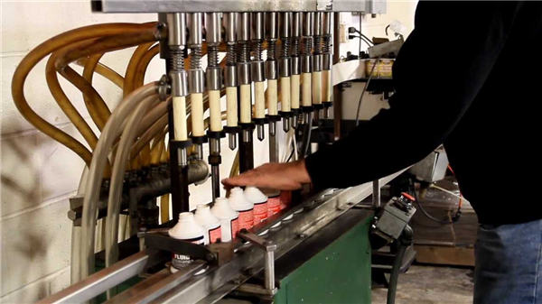 Машина за полнење автоматско белење на тоалети со висок квалитет