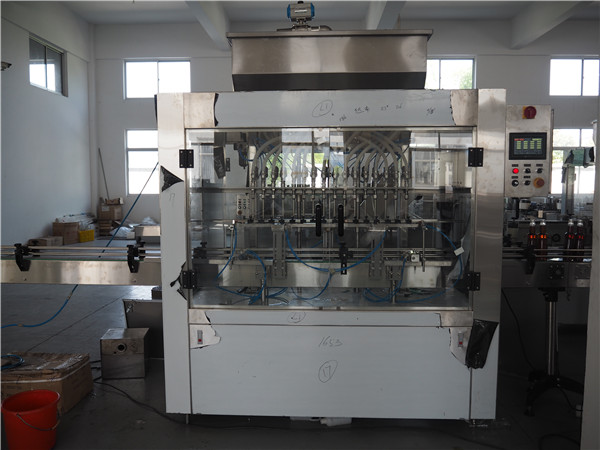 Професионална машина за автоматско полнење на масла за производство на масла