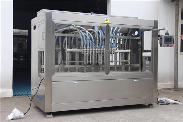 Целосно автоматска машина за полнење мед во шишиња 